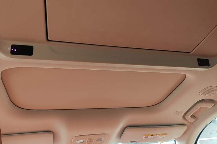 Used Wey Lanshan 2025 Four-Wheel Drive Max Headliner