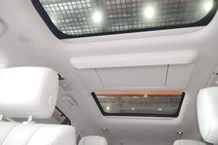 Used Wey Lanshan 2025 Four-Wheel Drive Ultra Headliner