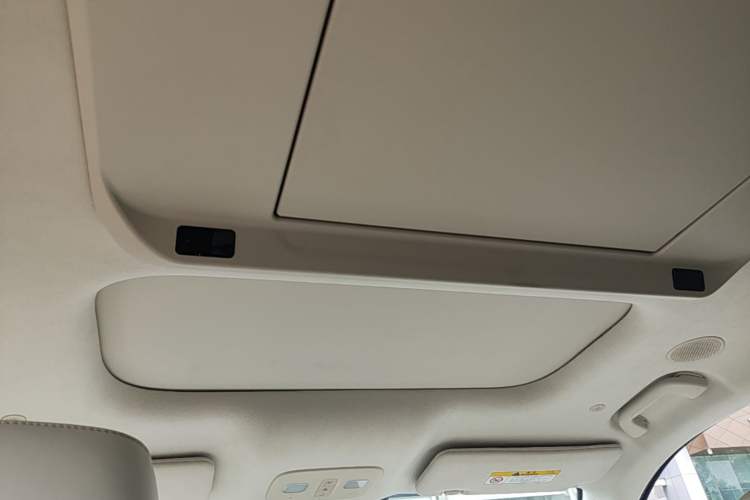 Used Wey Lanshan 2025 Four-Wheel Drive Ultra Headliner
