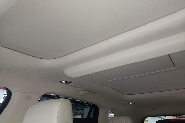 Used Wey Lanshan 2025 Four-Wheel Drive Ultra Headliner