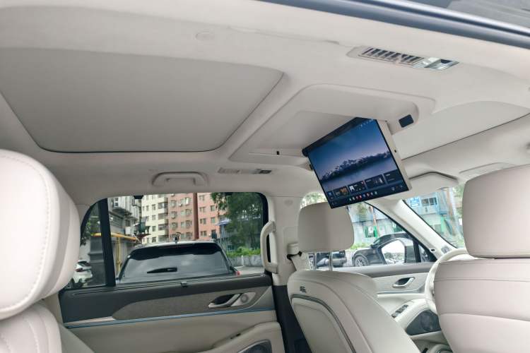 Used Wey Lanshan 2025 Four-Wheel Drive Ultra Headliner