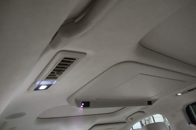 Used Wey Lanshan 2025 Four-Wheel Drive Max Headliner
