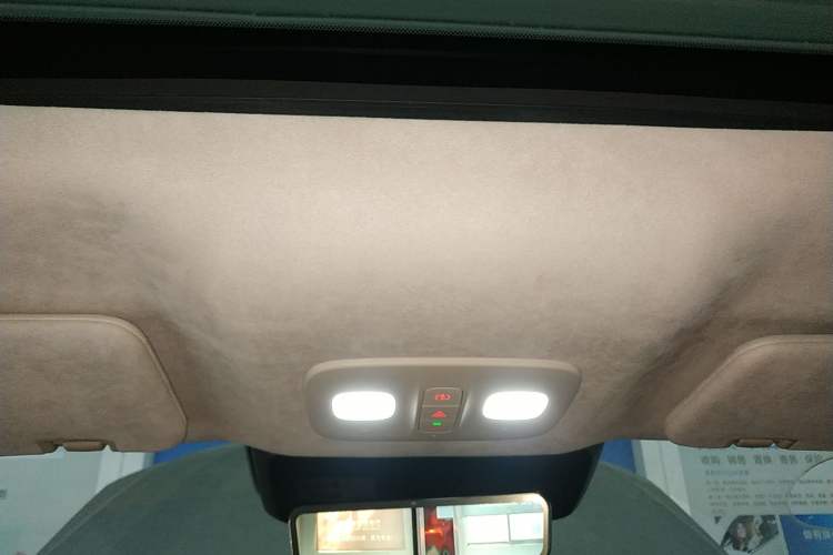 Used Wey Lanshan 2025 Four-Wheel Drive Ultra Headliner