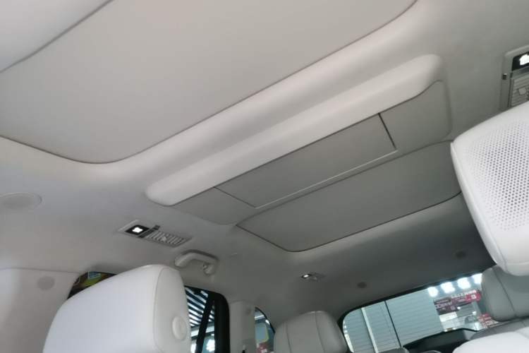 Used Wey Lanshan 2025 Four-Wheel Drive Max Headliner