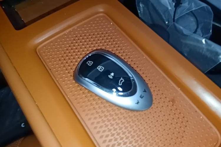 Used Wey Lanshan 2025 Four-Wheel Drive Max Interior 1