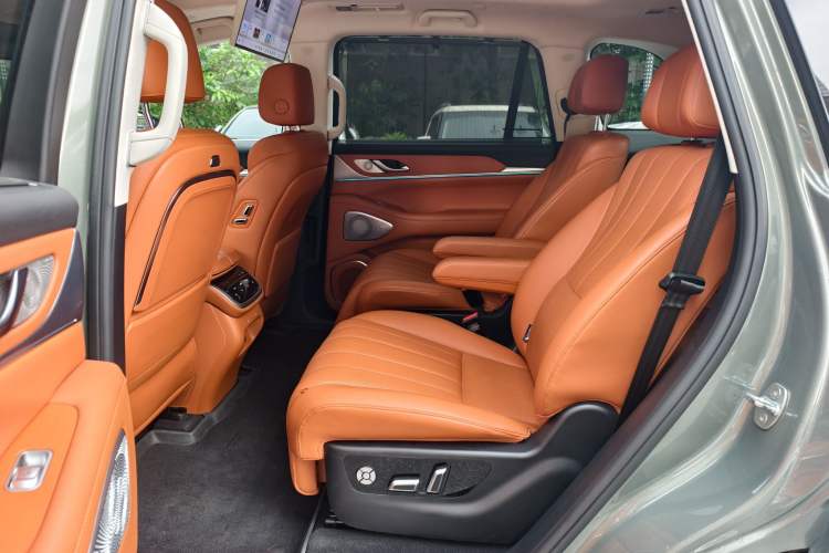 Used Wey Lanshan 2025 Four-Wheel Drive Max Interior 2