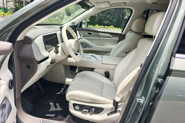 Used Wey Lanshan 2025 Four-Wheel Drive Ultra Interior 3