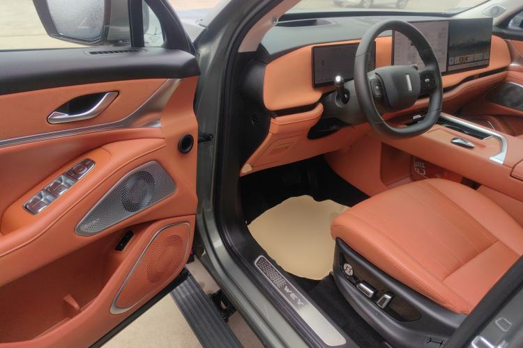 Used Wey Lanshan 2025 Four-Wheel Drive Ultra Interior 3