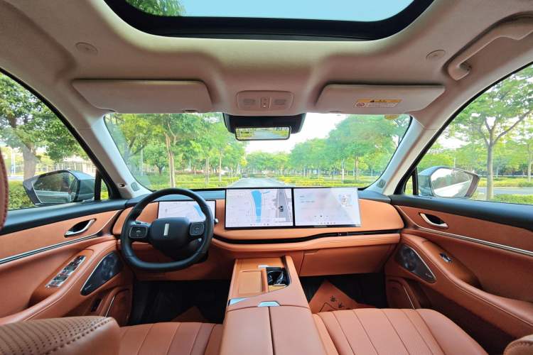 Used Wey Lanshan 2025 Four-Wheel Drive Ultra Interior 4