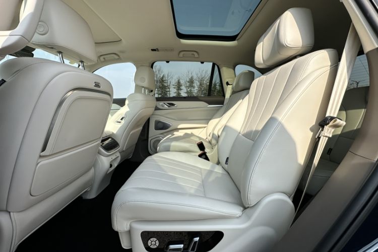 Used Wey Lanshan 2025 Four-Wheel Drive Max Interior 4