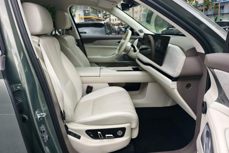 Used Wey Lanshan 2025 Four-Wheel Drive Ultra Interior 7