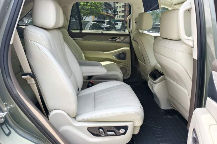 Used Wey Lanshan 2025 Four-Wheel Drive Ultra Interior 8