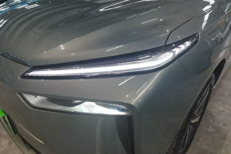 Used Wey Lanshan 2025 Four-Wheel Drive Max Left Front Headlight