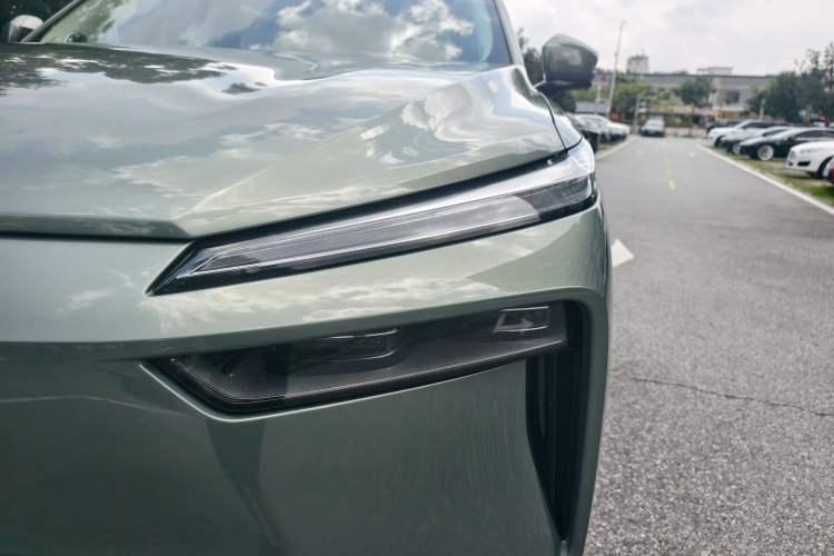Used Wey Lanshan 2025 Four-Wheel Drive Ultra Left Front Headlight