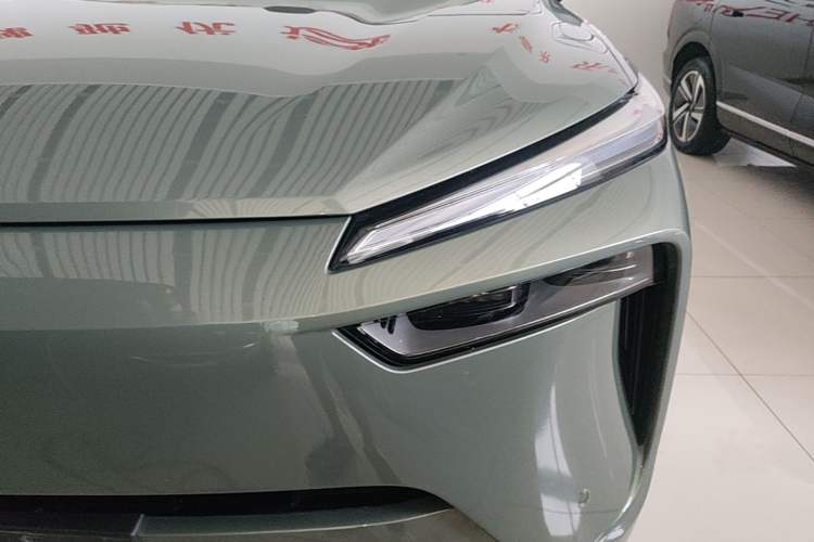 Used Wey Lanshan 2025 Four-Wheel Drive Ultra Left Front Headlight