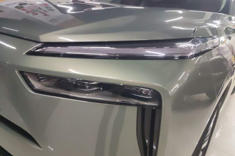 Used Wey Lanshan 2025 Four-Wheel Drive Ultra Left Front Headlight