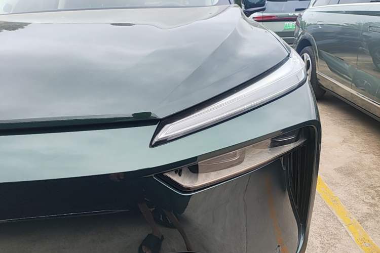 Used Wey Lanshan 2025 Four-Wheel Drive Max Left Front Headlight