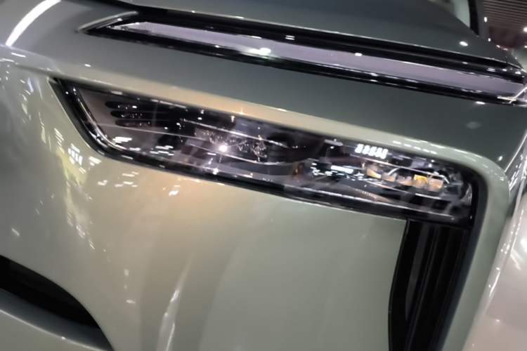 Used Wey Lanshan 2025 Four-Wheel Drive Ultra Left Front Headlight