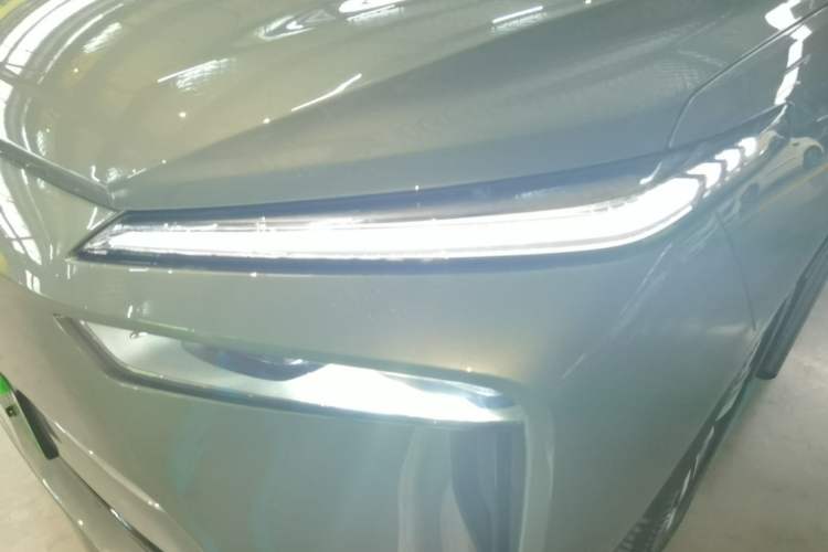 Used Wey Lanshan 2025 Four-Wheel Drive Max Left Front Headlight