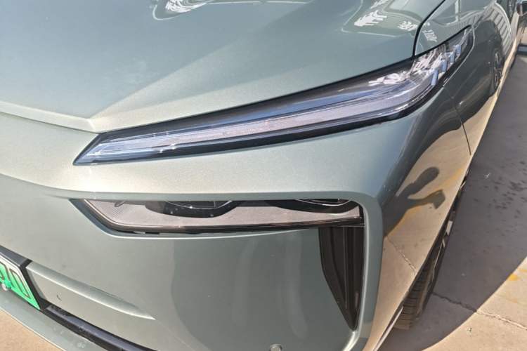 Used Wey Lanshan 2025 Four-Wheel Drive Max Left Front Headlight