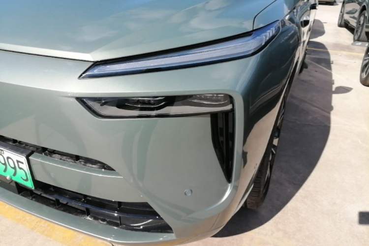 Used Wey Lanshan 2025 Four-Wheel Drive Ultra Left Front Headlight