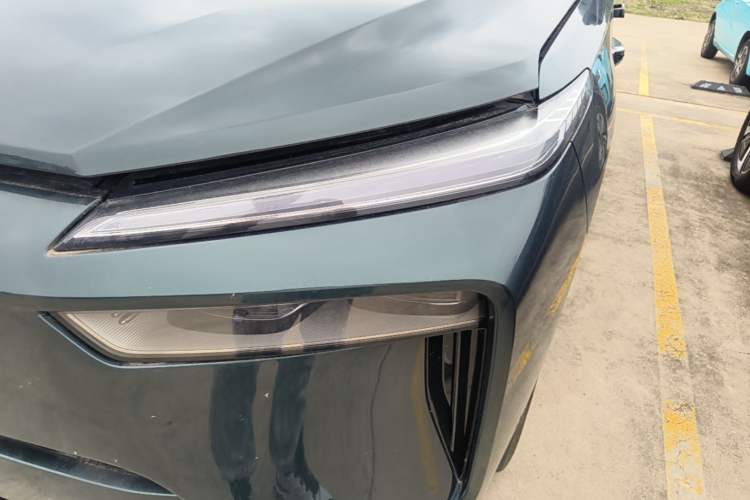 Used Wey Lanshan 2025 Four-Wheel Drive Max Left Front Headlight