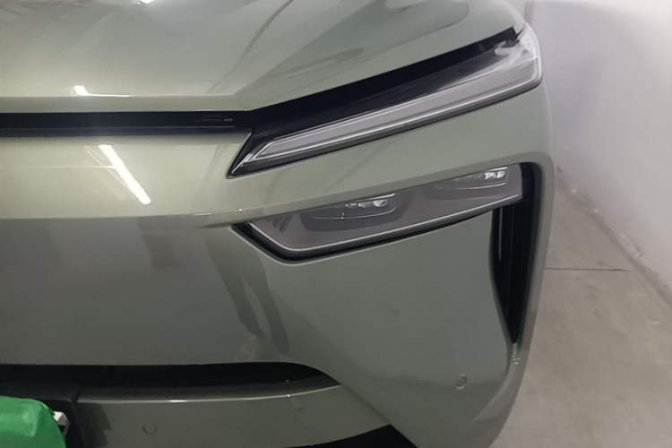 Used Wey Lanshan 2025 Four-Wheel Drive Ultra Left Front Headlight