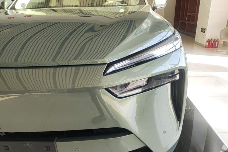 Used Wey Lanshan 2025 Four-Wheel Drive Ultra Left Front Headlight