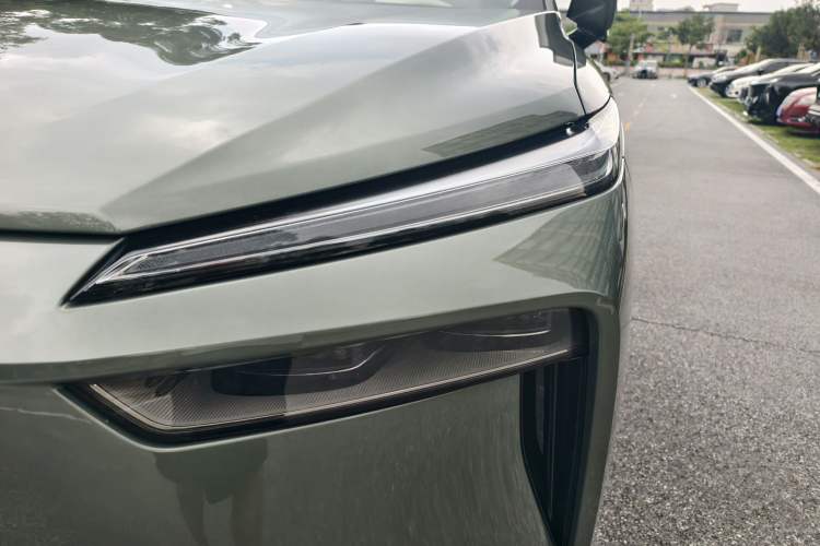 Used Wey Lanshan 2025 Four-Wheel Drive Ultra Left Front Headlight