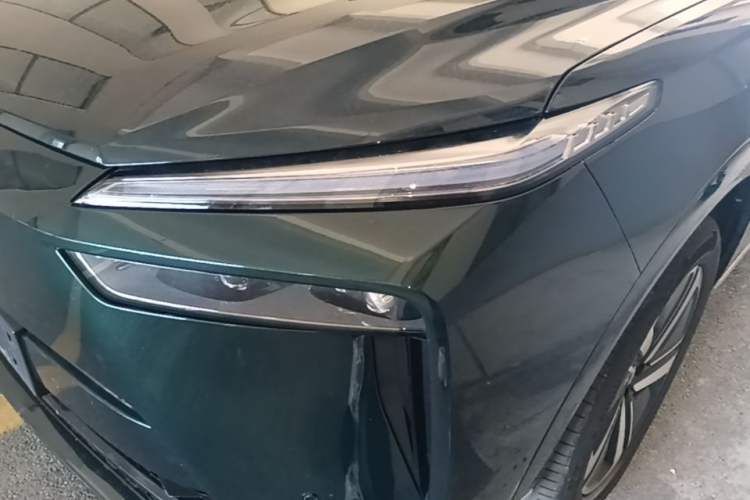 Used Wey Lanshan 2025 Four-Wheel Drive Max Left Front Headlight