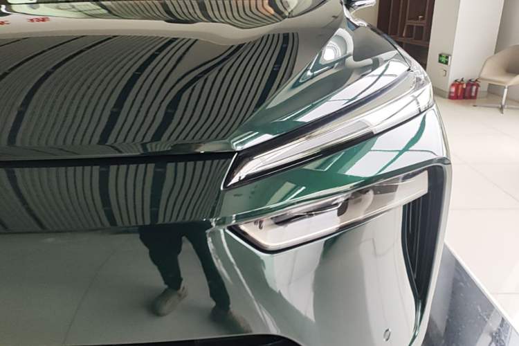 Used Wey Lanshan 2025 Four-Wheel Drive Max Left Front Headlight