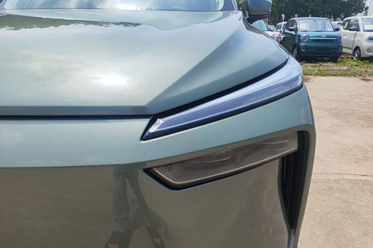 Used Wey Lanshan 2025 Four-Wheel Drive Max Left Front Headlight