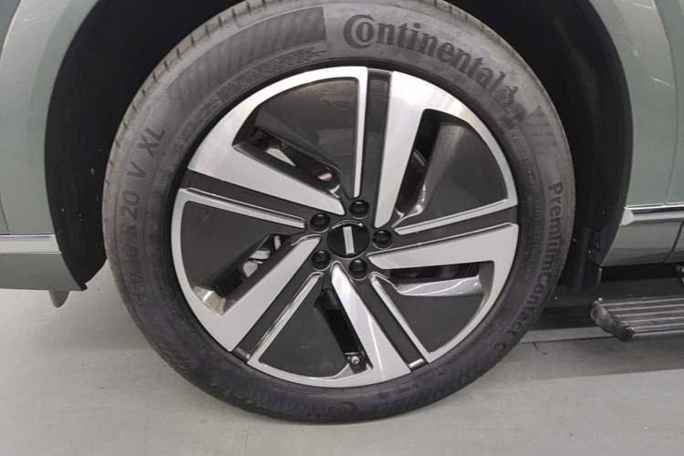 Used Wey Lanshan 2025 Four-Wheel Drive Ultra Left Front Wheel Hub