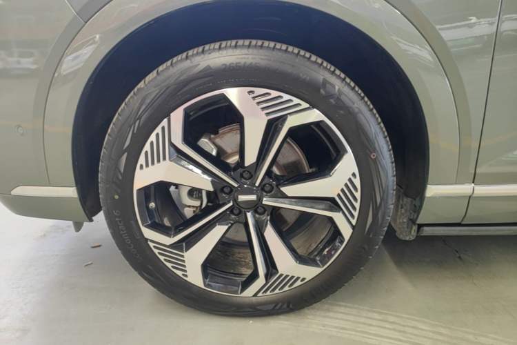 Used Wey Lanshan 2025 Four-Wheel Drive Ultra Left Front Wheel Hub