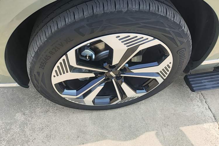 Used Wey Lanshan 2025 Four-Wheel Drive Max Left Front Wheel Hub
