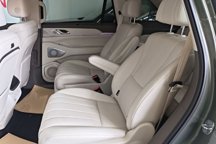 Used Wey Lanshan 2025 Four-Wheel Drive Max Left Rear Seat