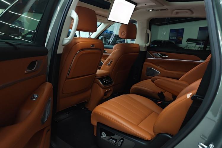Used Wey Lanshan 2025 Four-Wheel Drive Max Left Rear Seat