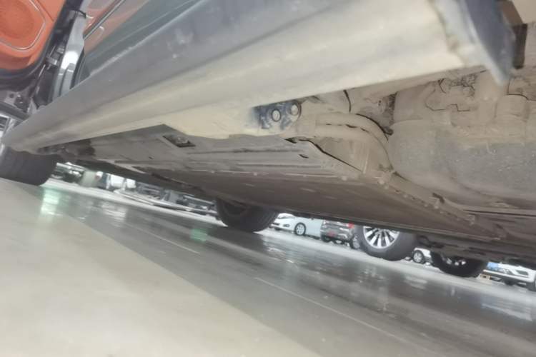 Used Wey Lanshan 2025 Four-Wheel Drive Max Left Side Sill
