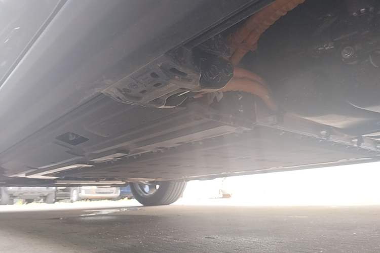 Used Wey Lanshan 2025 Four-Wheel Drive Ultra Left Side Sill