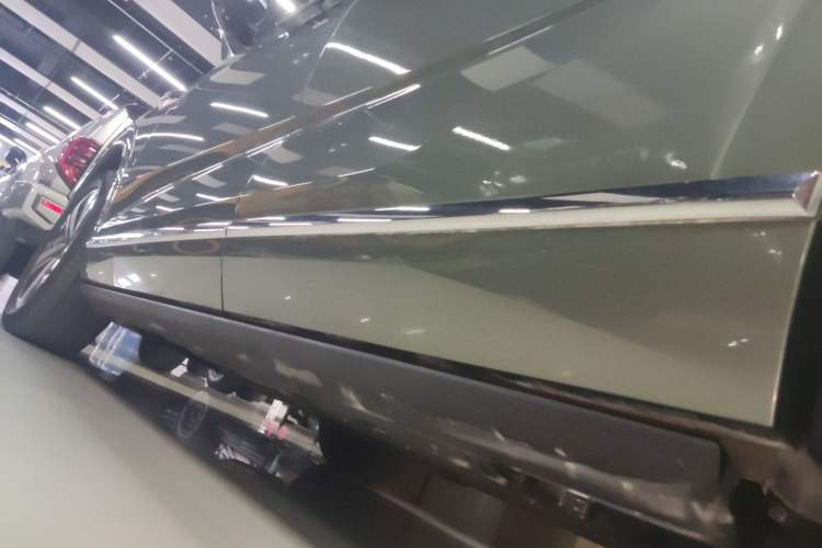 Used Wey Lanshan 2025 Four-Wheel Drive Ultra Left Side Sill