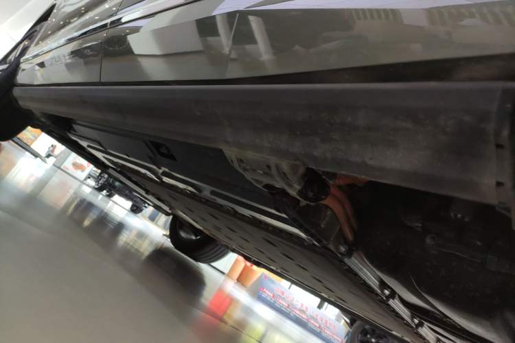 Used Wey Lanshan 2025 Four-Wheel Drive Ultra Left Side Sill