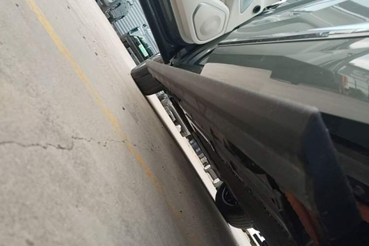 Used Wey Lanshan 2025 Four-Wheel Drive Ultra Left Side Sill