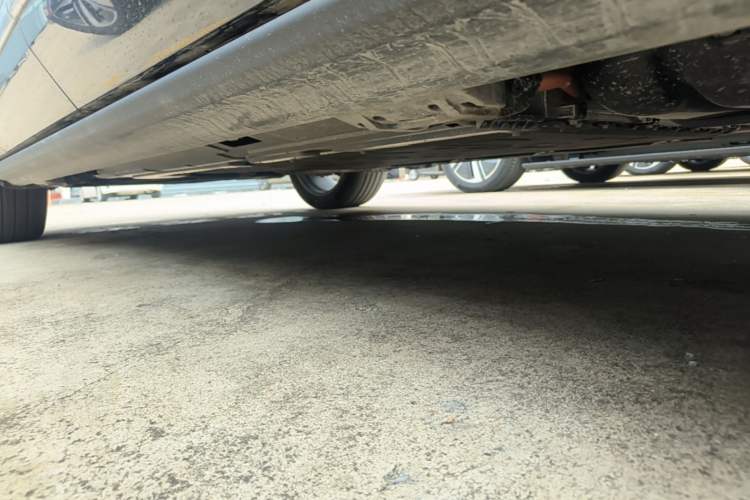 Used Wey Lanshan 2025 Four-Wheel Drive Max Left Side Sill