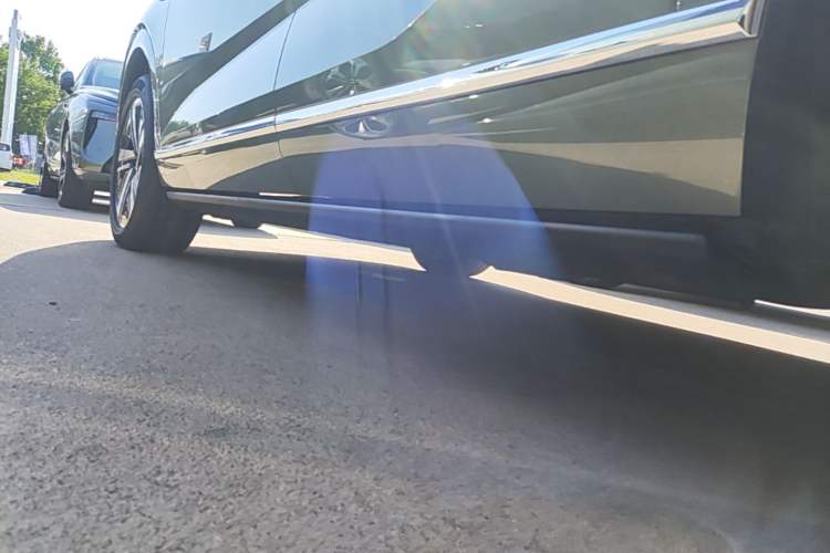 Used Wey Lanshan 2025 Four-Wheel Drive Max Left Side Sill