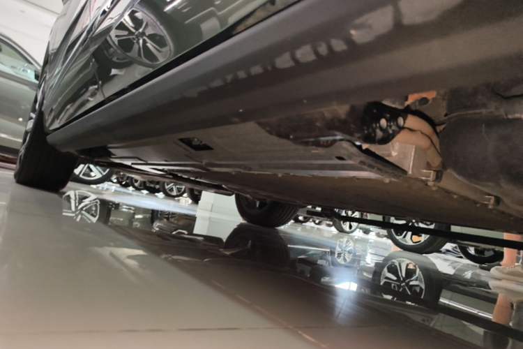 Used Wey Lanshan 2025 Four-Wheel Drive Max Left Side Sill