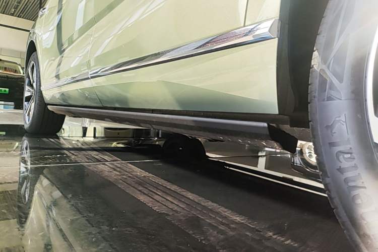Used Wey Lanshan 2025 Four-Wheel Drive Ultra Left Side Sill