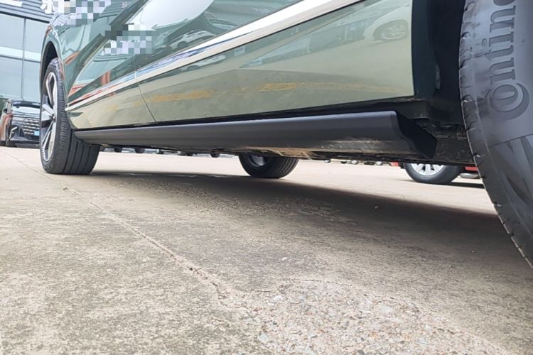 Used Wey Lanshan 2025 Four-Wheel Drive Ultra Left Side Sill