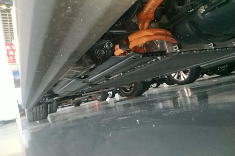 Used Wey Lanshan 2025 Four-Wheel Drive Ultra Left Side Sill
