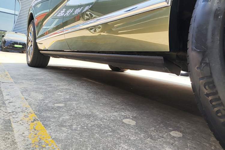 Used Wey Lanshan 2025 Four-Wheel Drive Max Left Side Sill