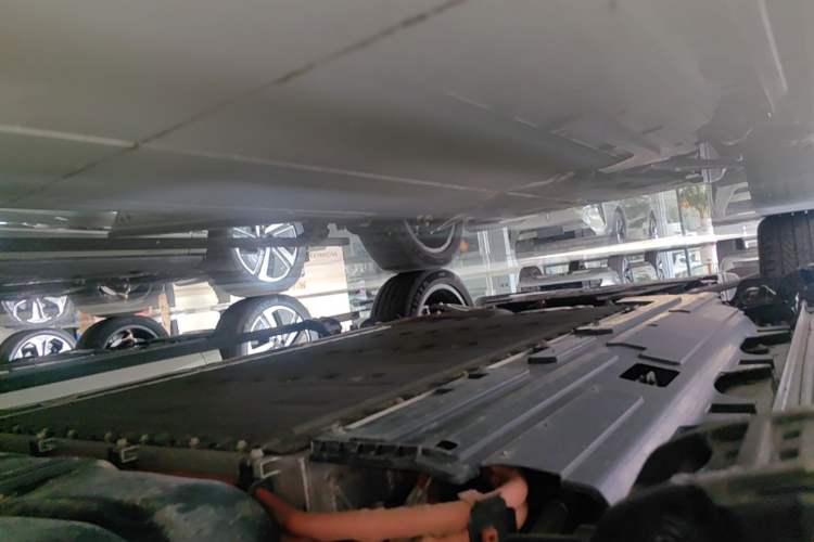 Used Wey Lanshan 2025 Four-Wheel Drive Max Left Side Sill